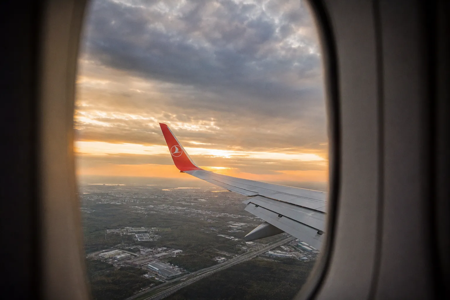 Почему Turkish Airlines отказала в посадке ребенку: разбор инцидента с бронированием