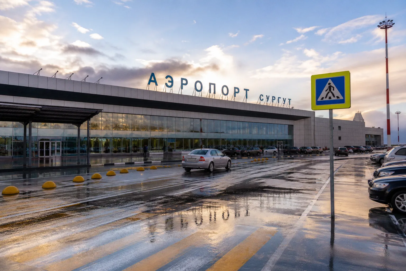 В аэропорту Сургута задержаны рейсы в Анталью, Сочи и Краснодар